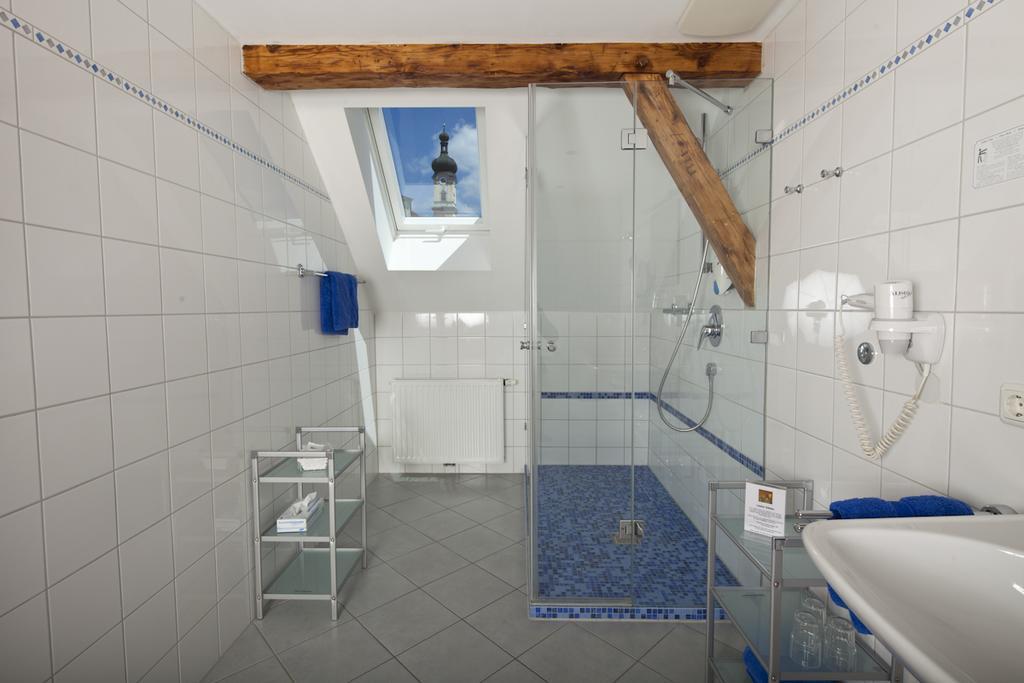 מורנאו אם סטאפלסי Hotel Angerbraeu חדר תמונה